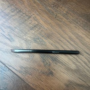 NWOT! Morphe Cosmetics - Angled Brush!